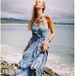 Chasing Unicorns Columbine Dress - Sz Small